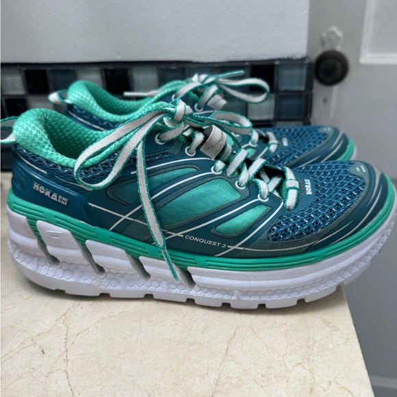 Hoka one one Conquest 2 Teal and White Running Shoes Sz 5.5 women’s - Picture 1 of 7